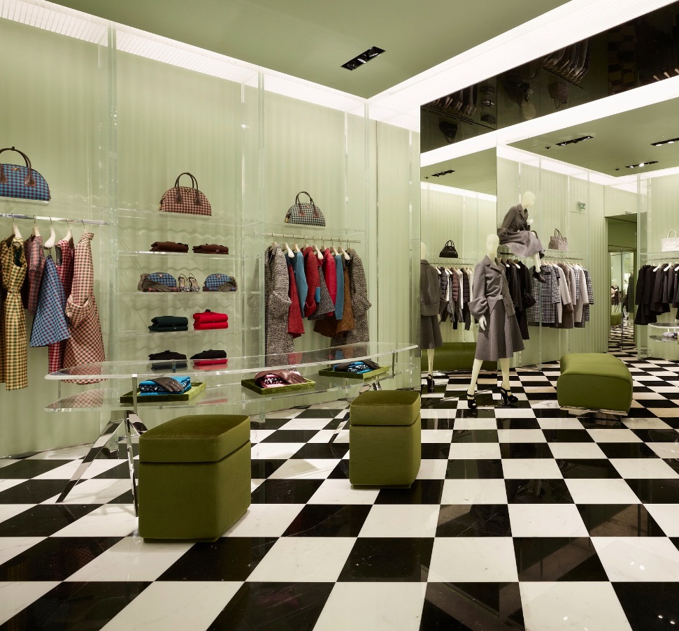 prada-stockholm-int-4